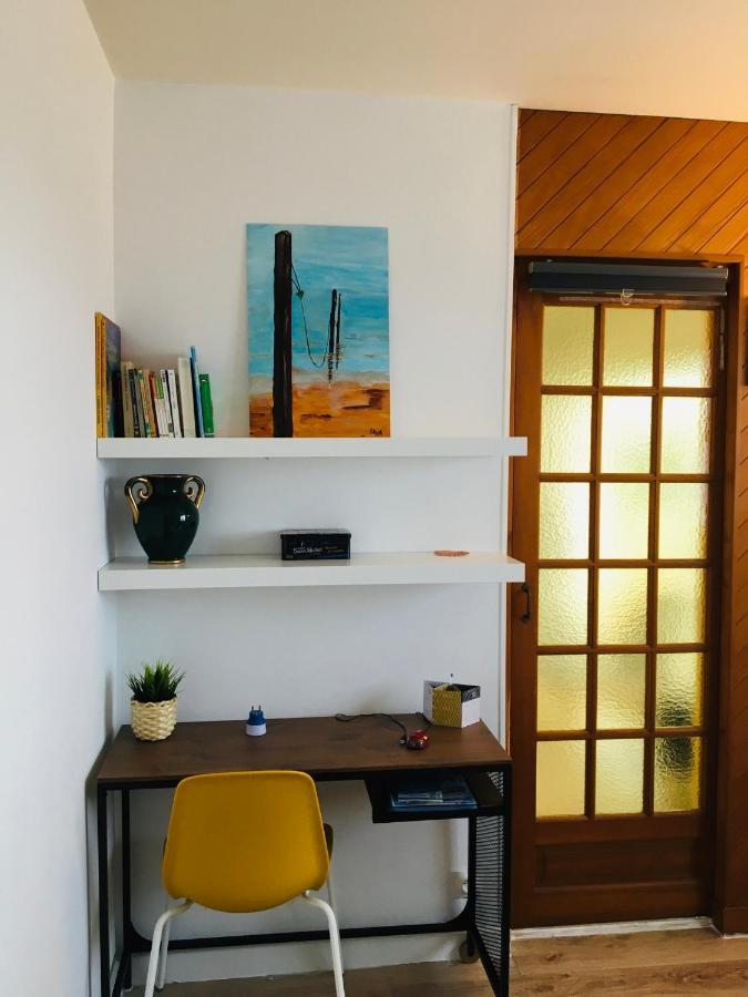 Bleu Sale - F2 Courseulles Avec Balcon Apartment Luaran gambar